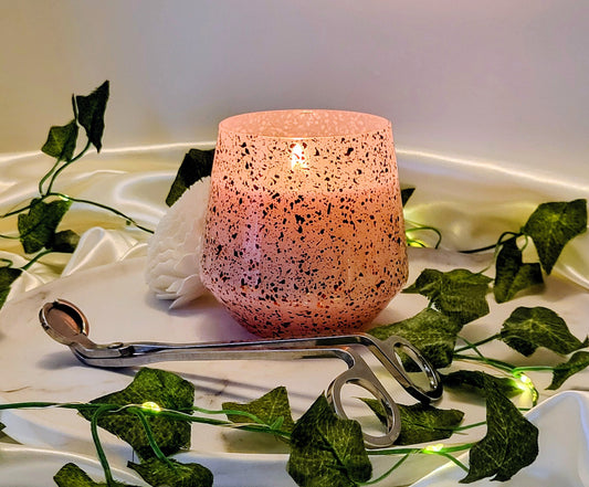 'Love' Candle (Jasmine and Peony)