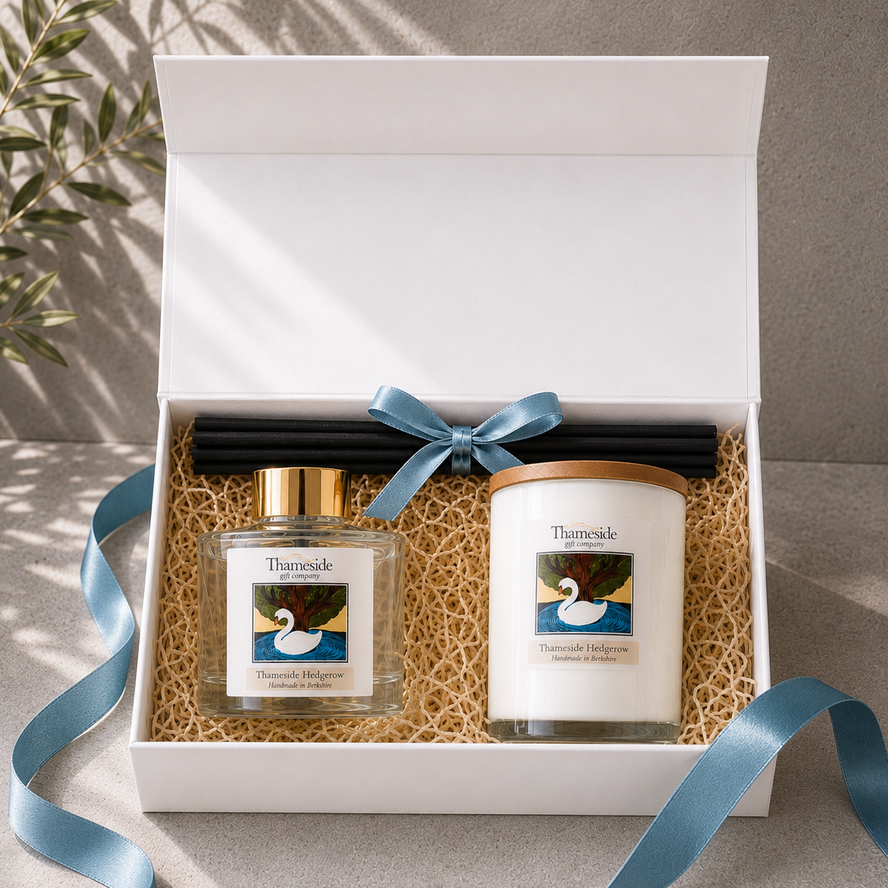 Signature Candle and Reed Diffuser Gift Set