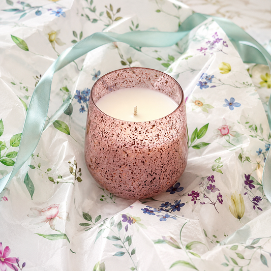 'Love' Candle (Jasmine and Peony)