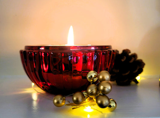 Christmas 'bauble' candle (limited edition)
