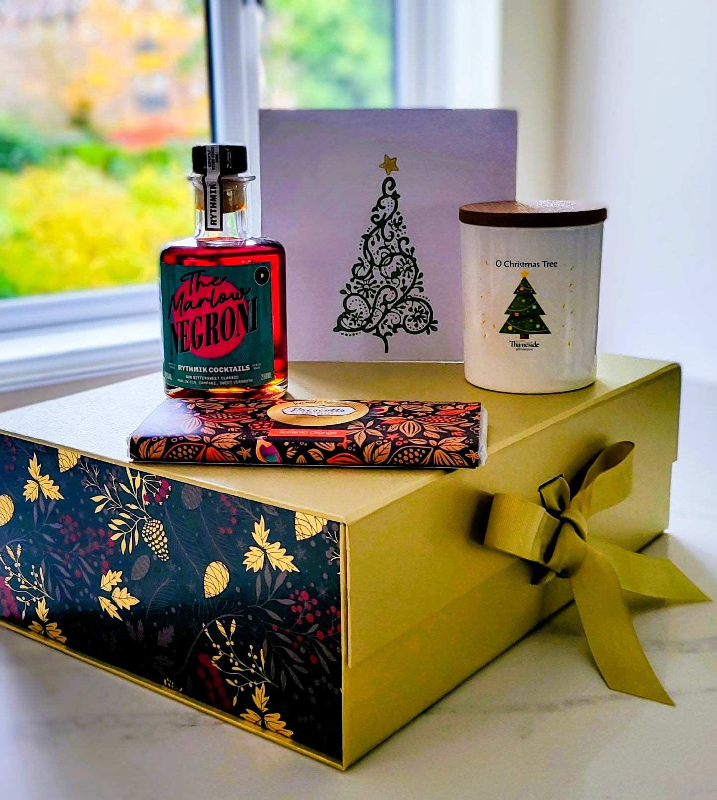 '3C' Signature Gift Box (Candle, Cocktail, Chocolate) - Christmas edition