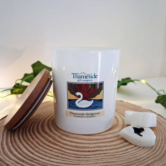 Thameside Hedgerow Signature Candle